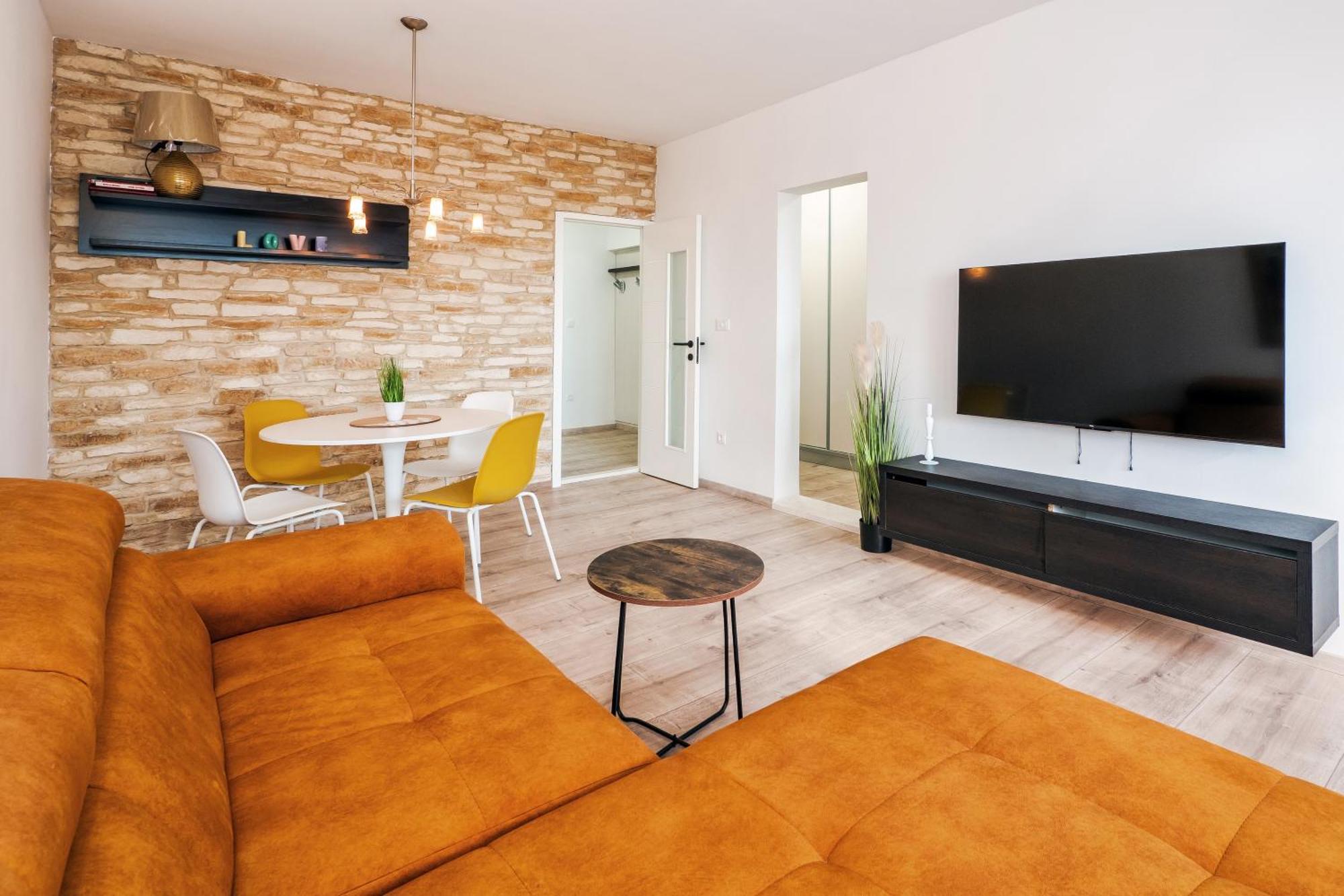 3-Bedroom Sea View Apartment - Balcony, Elevator - Spinut, Split Ngoại thất bức ảnh