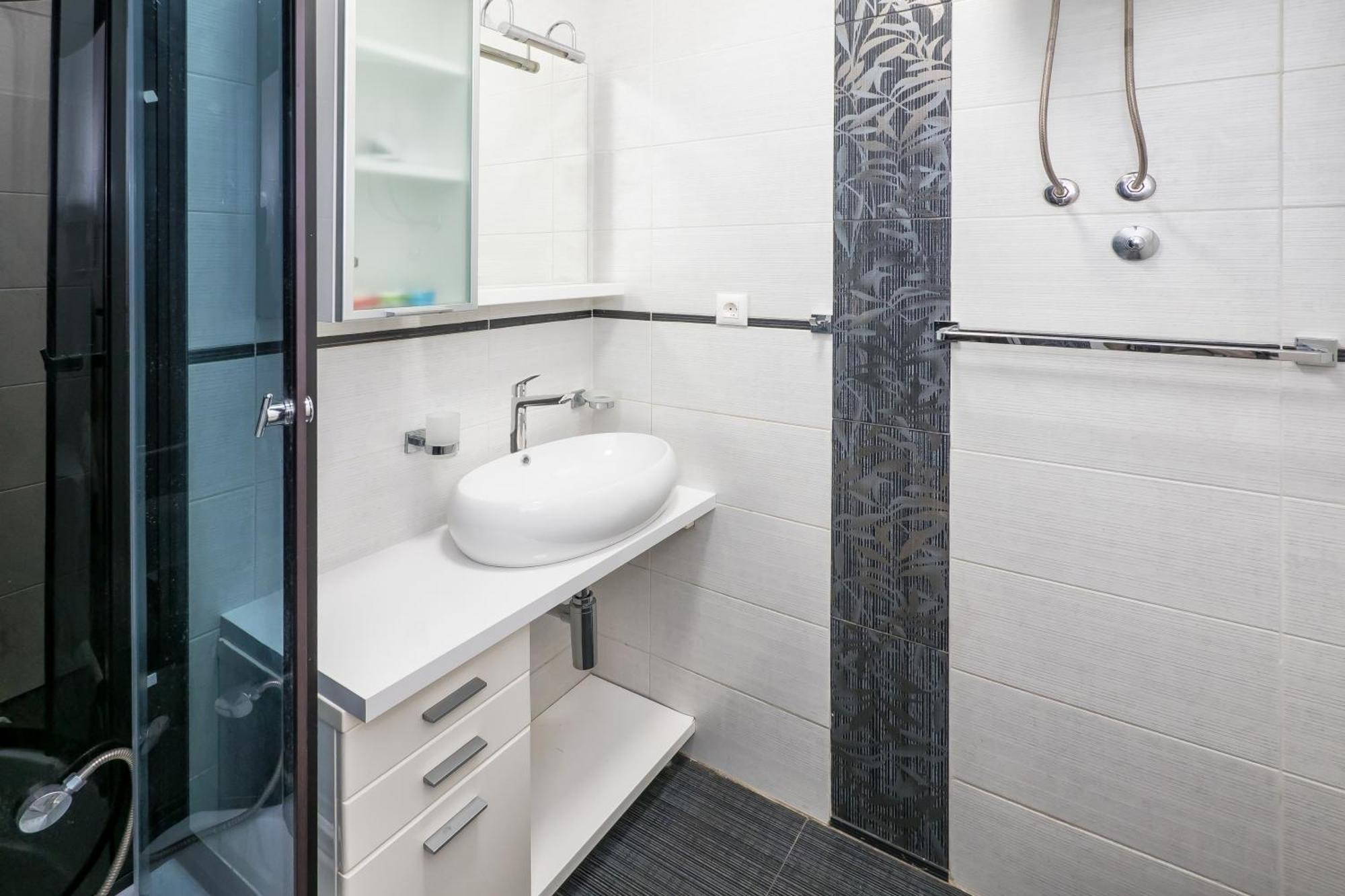 3-Bedroom Sea View Apartment - Balcony, Elevator - Spinut, Split Ngoại thất bức ảnh