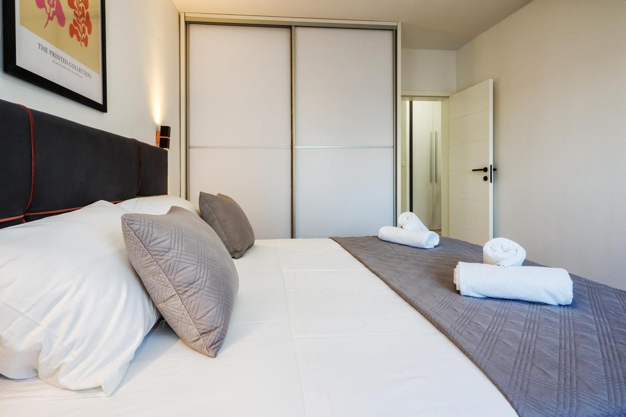 3-Bedroom Sea View Apartment - Balcony, Elevator - Spinut, Split Ngoại thất bức ảnh