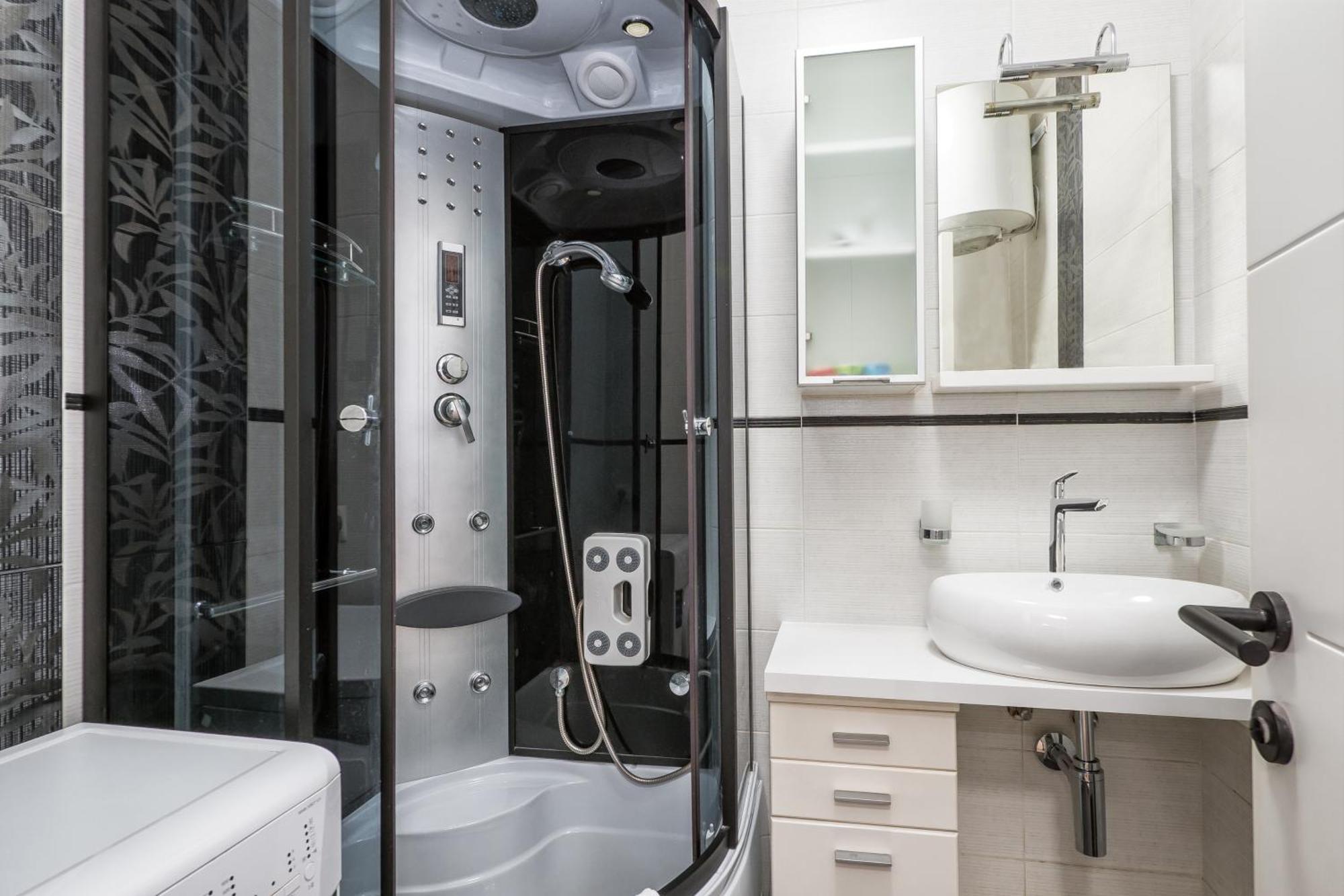 3-Bedroom Sea View Apartment - Balcony, Elevator - Spinut, Split Ngoại thất bức ảnh